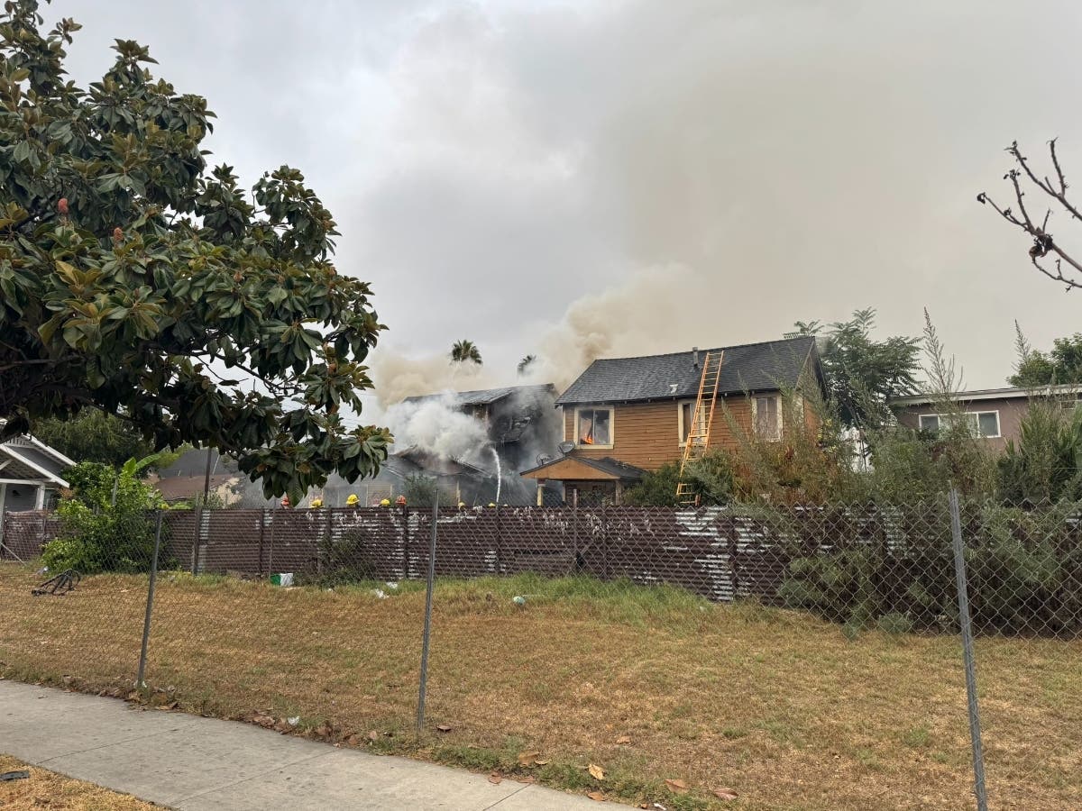 Fire Burns 2 Vacant Homes In Pasadena | Los Angeles, CA Patch