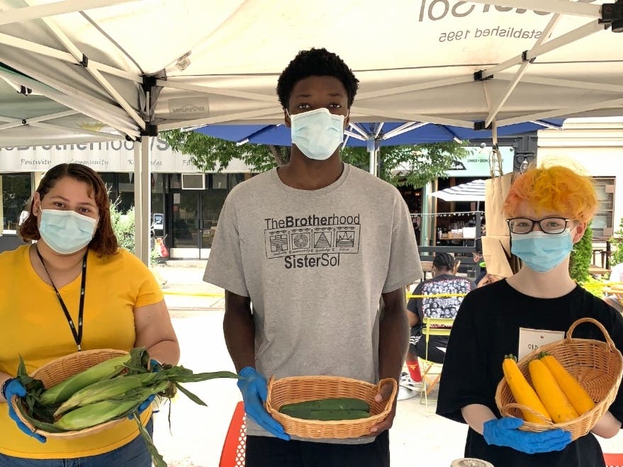 Now in its seventh year, the BroSis Green Youth Market kicked off Wednesday in Johnny Hartman Plaza, at the intersection of West 143rd Street and Amsterdam Avenue. It will continue every Wednesday through Nov. 24.