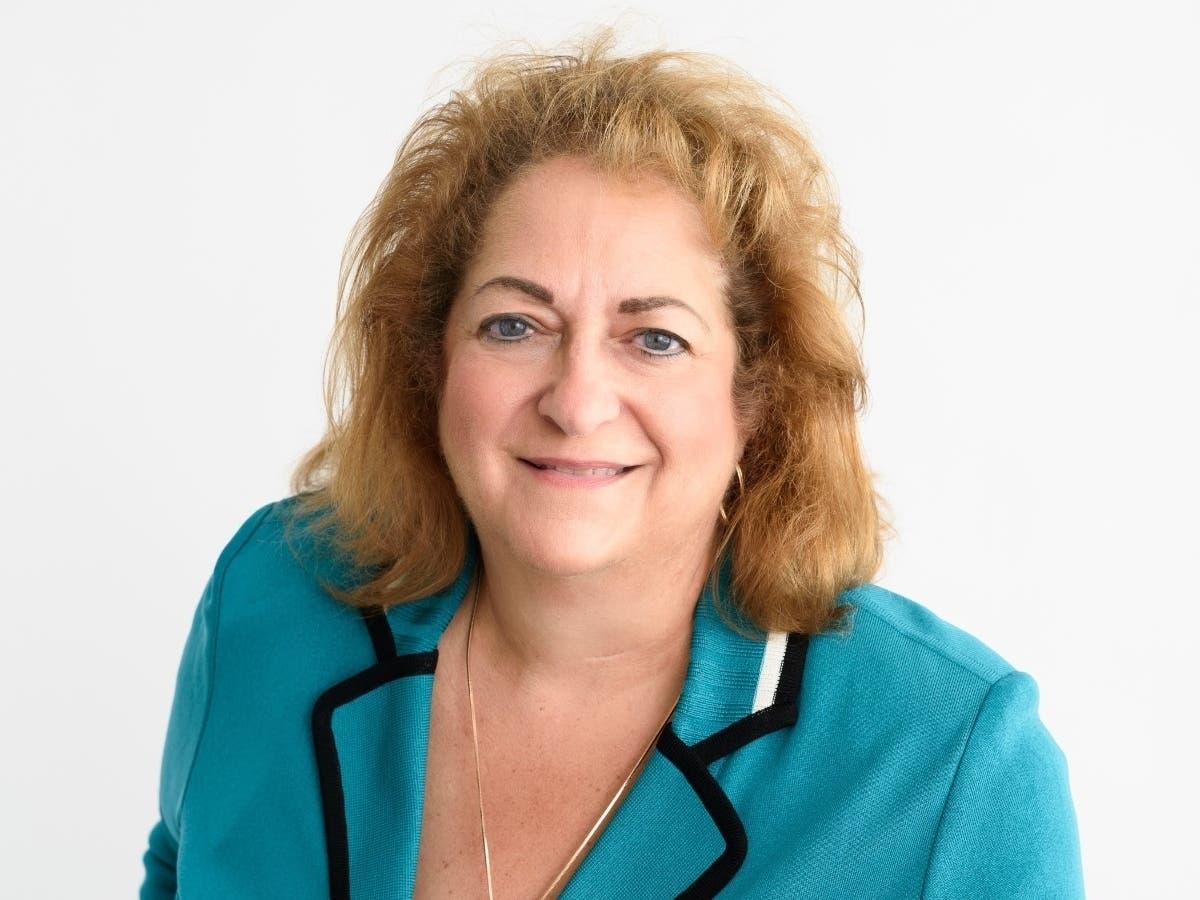 Karen Moran is running for reelection to the Sammamish City Council. 