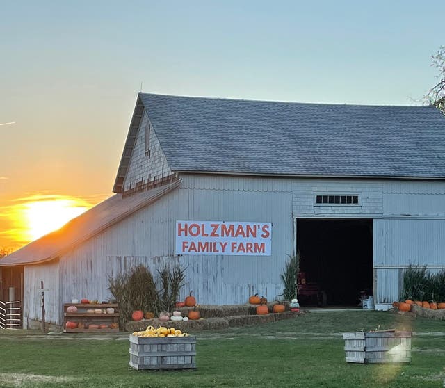 Oct 10 | Holzman's Family Farm Fall Harvest Celebration | Miller Place ...