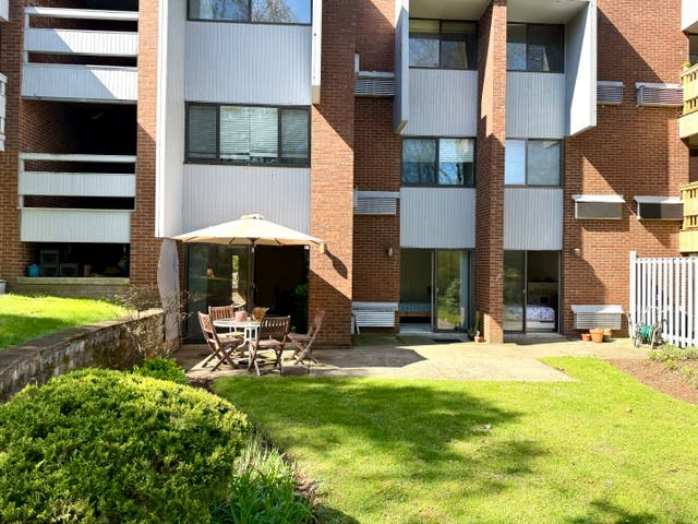 OPEN HOUSE: 85 Wilton Crest #85, Wilton, CT 06897 / Sunday 4/26 from 2PM-4PM