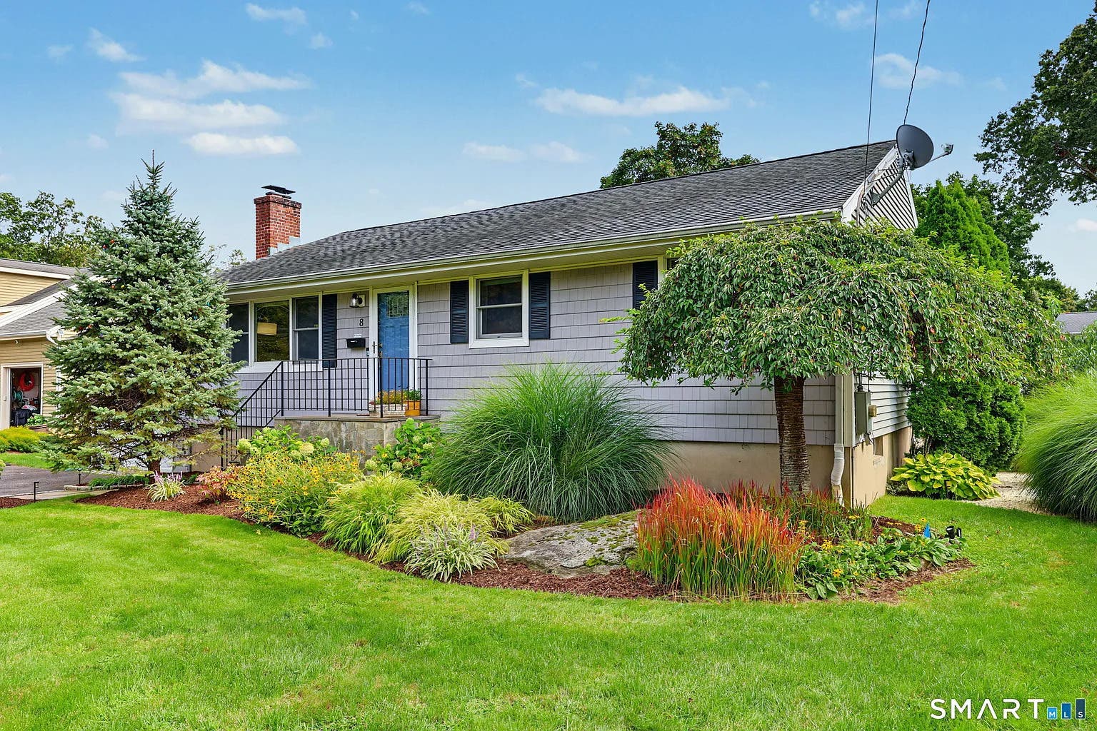 OPEN HOUSE: 8 Byselle Road / Sunday, 9/20 from 1PM to 3PM