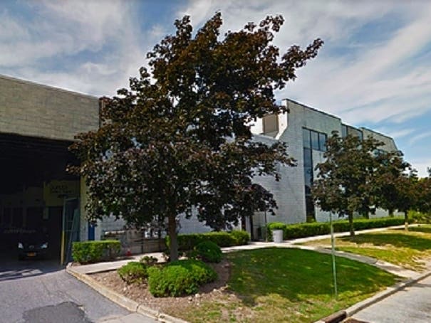 95 Seaview Blvd. Port Washington 