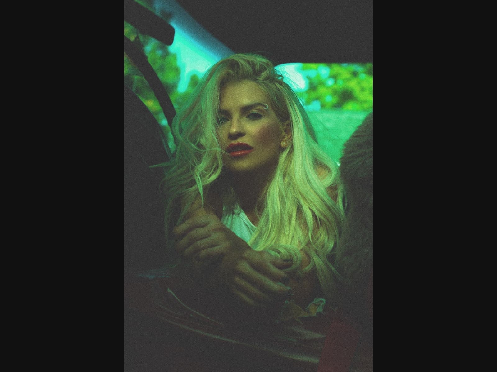 News small post card thumbnail