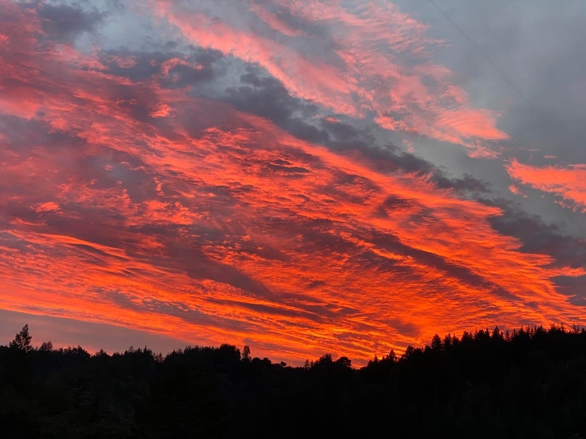 Patch reader Ralph Kimball captured this stunning shot.