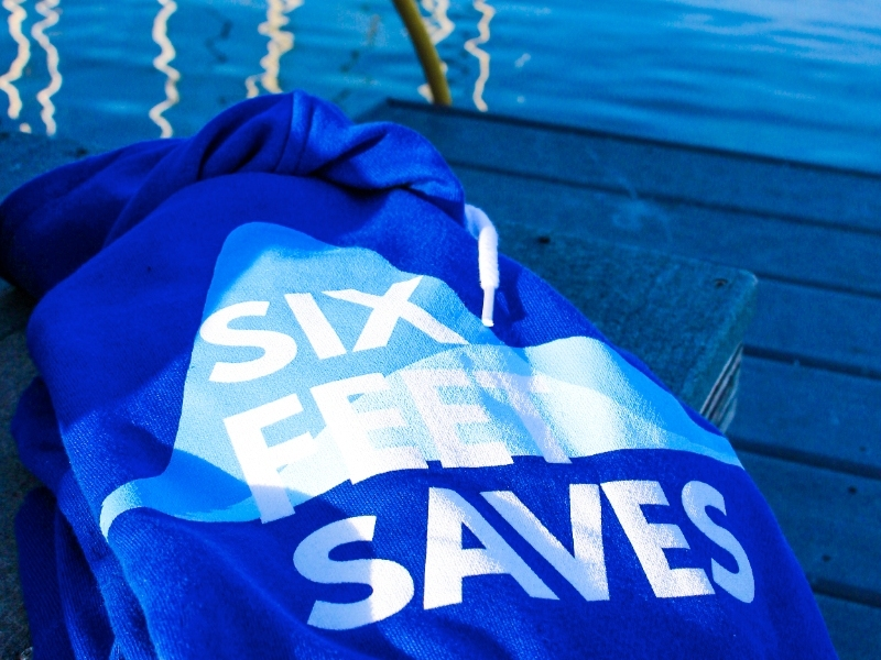 Ali Robinson seeks to encourage social distancing through her art.