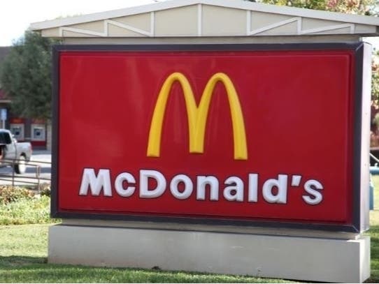 Starting Wednesday, McDonald’s will give out free meals every day to first responders and health care workers.