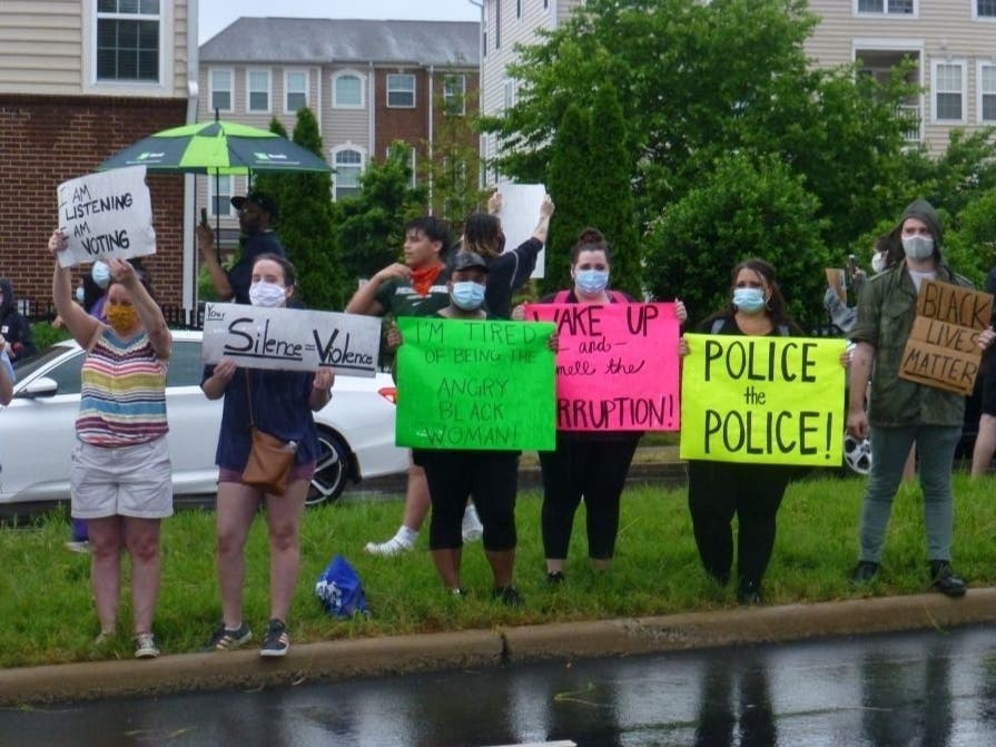 Hundreds Line Streets Of Centreville To Protest Police Violence ...