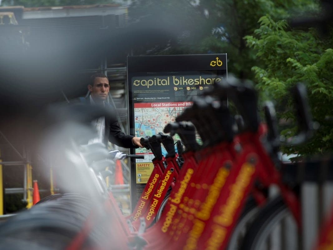 The 11-dock station was originally added to the South Executive Avenue entrance to the White House by President Barack Obama in 2010 but was removed at the request of President Donald Trump early in his term.