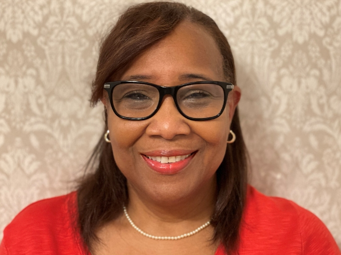 Pamela Taylor is a candidate for Darien Ward 3 alderman.