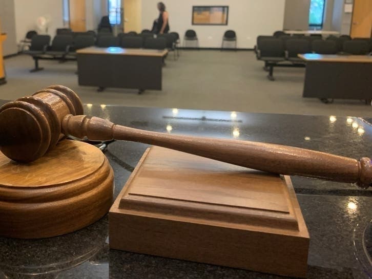 The attorney general’s office determined last week that the Hinsdale High School District 86 board violated the Open Meetings Act by failing to notify the public it planned to vote on whether the schools should go entirely remote for two weeks. 