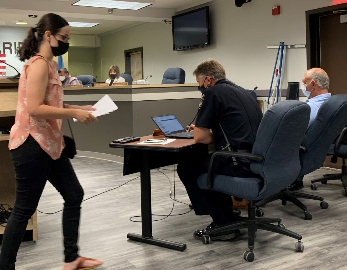 Darien resident Mikaila Moore finishes speaking to the City Council on Monday about noise from Q Bar, 8109 S. Cass Ave. She said her family's toilet bowl shakes because of the outdoor music.