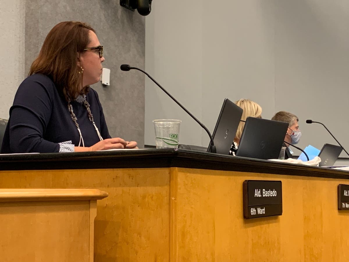 Elmhurst Alderwoman Emily Bastedo spoke out Monday against a request by Roberto's Ristorante for parking lots, which neighbors opposed. Bastedo's side lost. Two absent aldermen may have changed the outcome. 