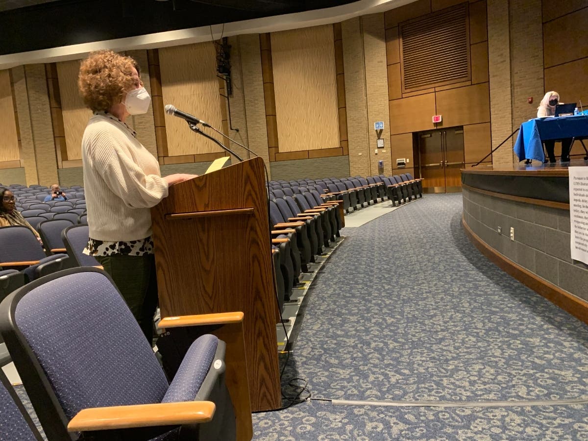 Jeannette Quirk, a La Grange Highlands resident, was the only speaker at Monday's Lyons Township High School board meeting. She praised the school. 