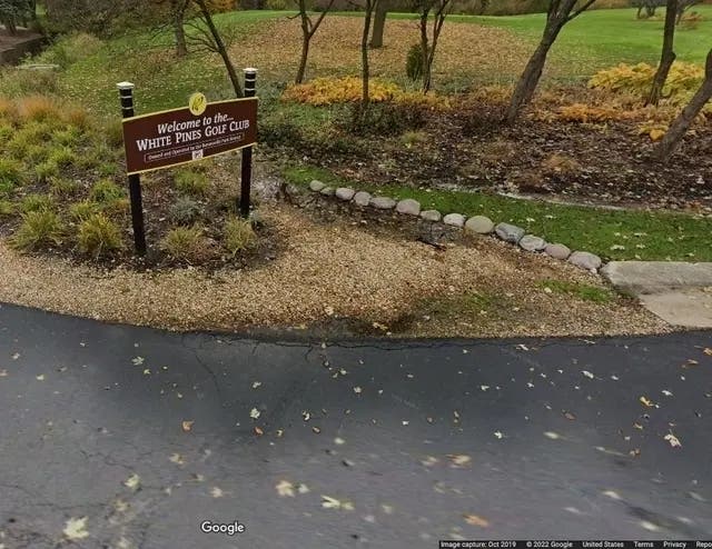 Resident Chuck Rizzo spoke out against the possible sale of nearly half of White Pines Golf Club in Bensenville. 