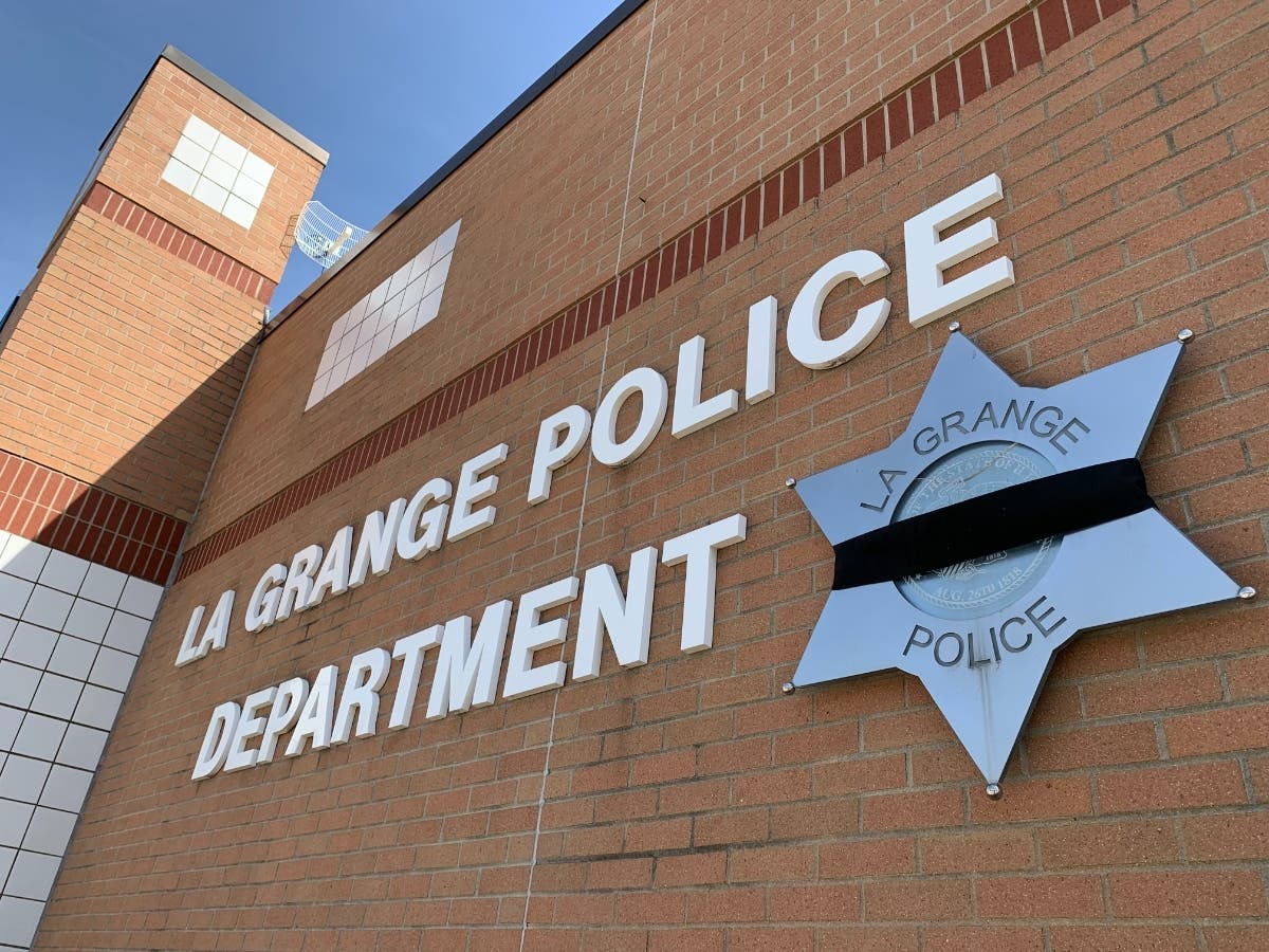 The incident happened last week at Lucca's Pizzeria, 108 W. Burlington Ave., according to a La Grange police report. 