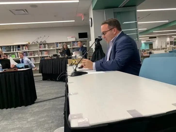 Chris Covino, assistant superintendent for academics at Hinsdale High School District 86, speaks at a meeting of the Hinsdale High School District 86 board. 
