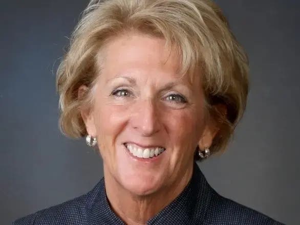 Linda Yonke, interim superintendent of Hinsdale High School District 86, informed the school board five days ahead of time that she was resigning. 