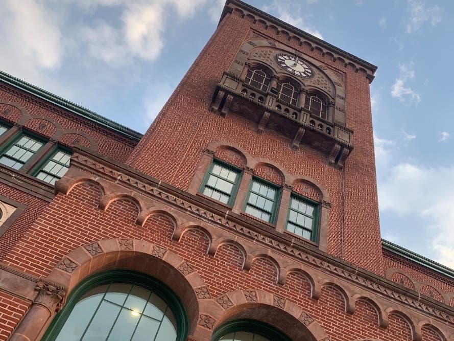 Lyons Township High School is looking to hire a consultant to help it seek feedback on its 70-acre Willow Springs land. 