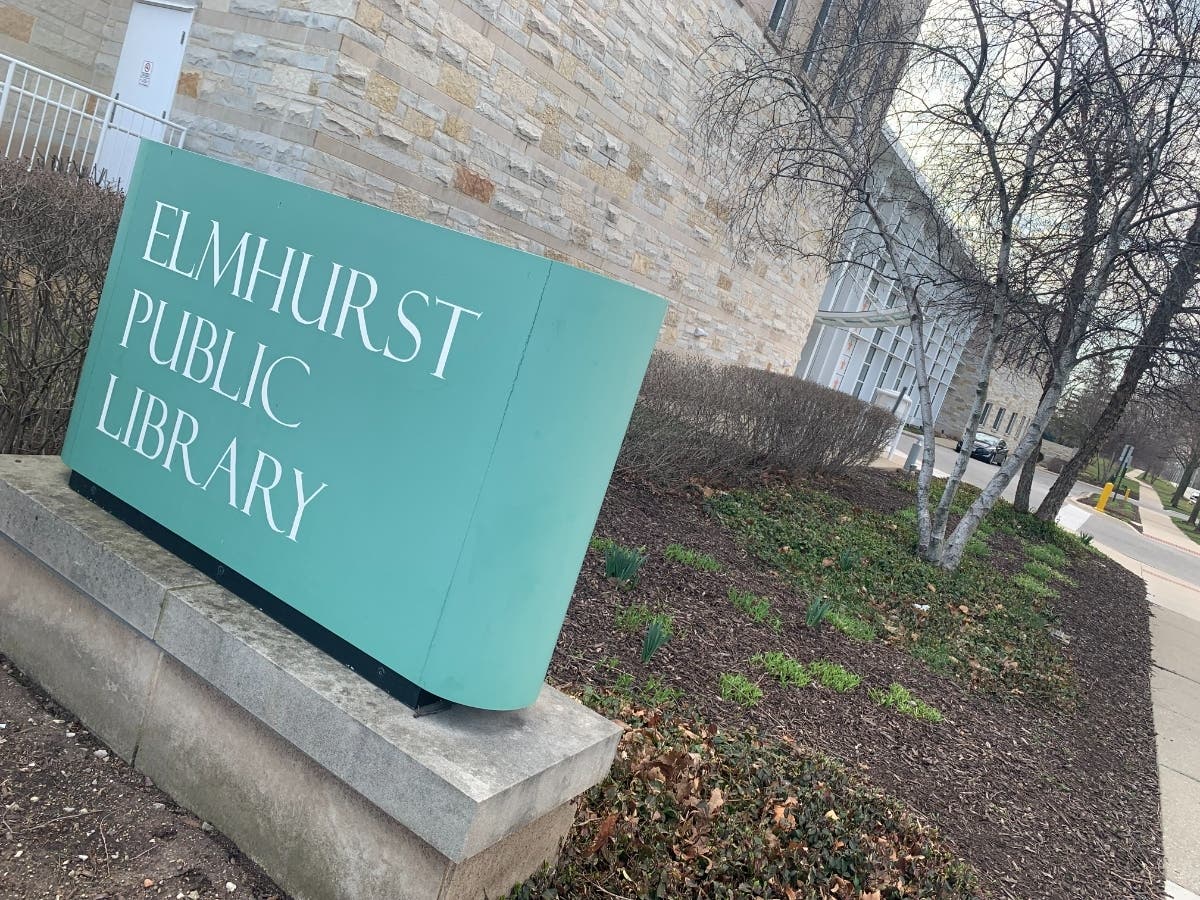On March 2, Elmhurst Public Library told promoters of the "Right to Parent" petition that they could not collect petition signatures in a meeting room that they had reserved. 