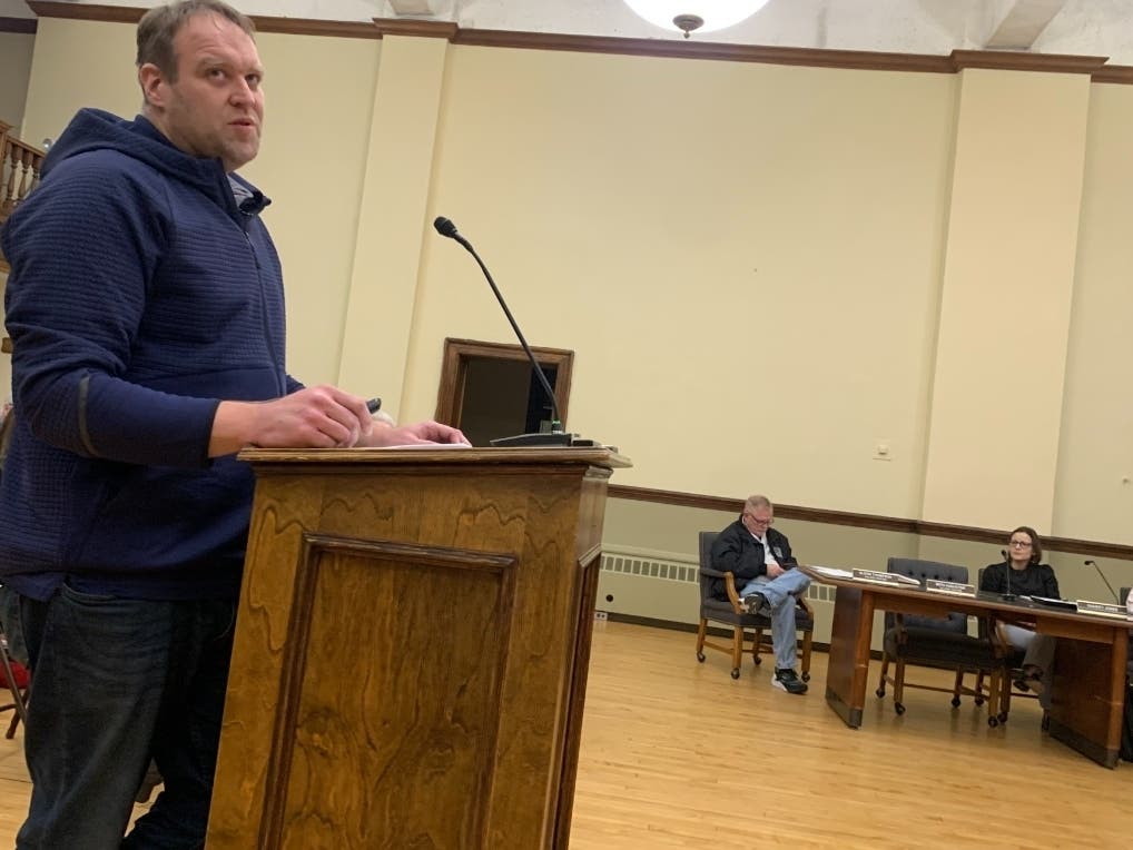 La Grange resident Jonathan Robinson on Monday proposes regulations that would require more from developers of big local projects. 