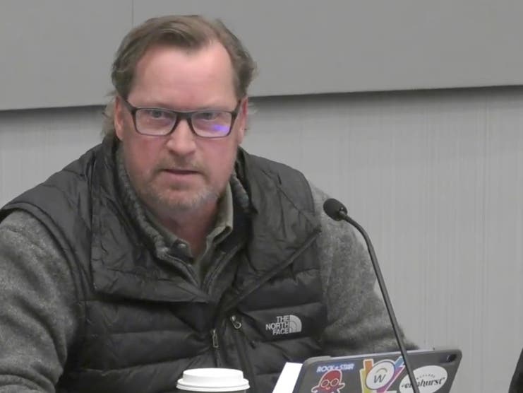 Elmhurst Alderman Mike Brennan spoke Tuesday about the city's experience with its new ordinance for Airbnbs and other short-term rentals. Six have shut down in the face of the regulations. 
