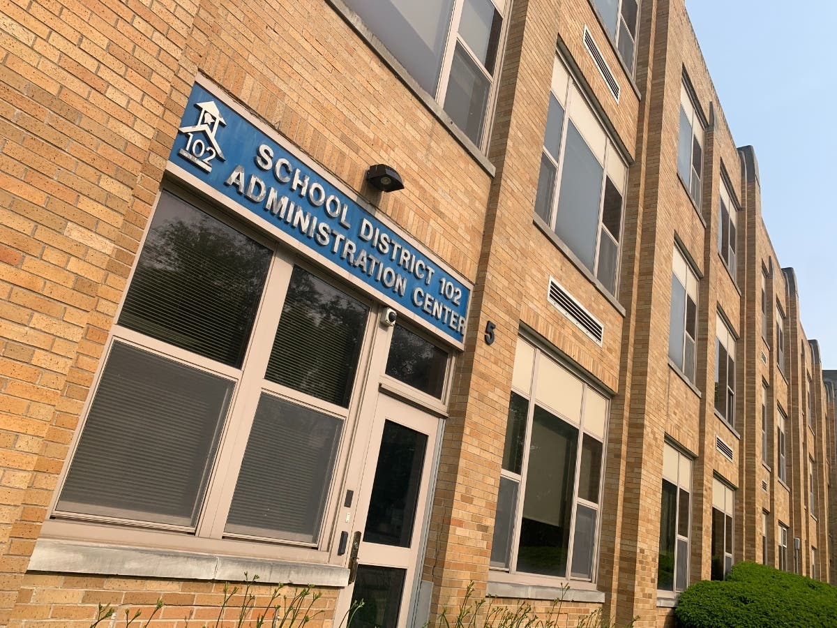 Park Junior High's principal, Jerome Green, is headed to another role in La Grange School District 102. 
