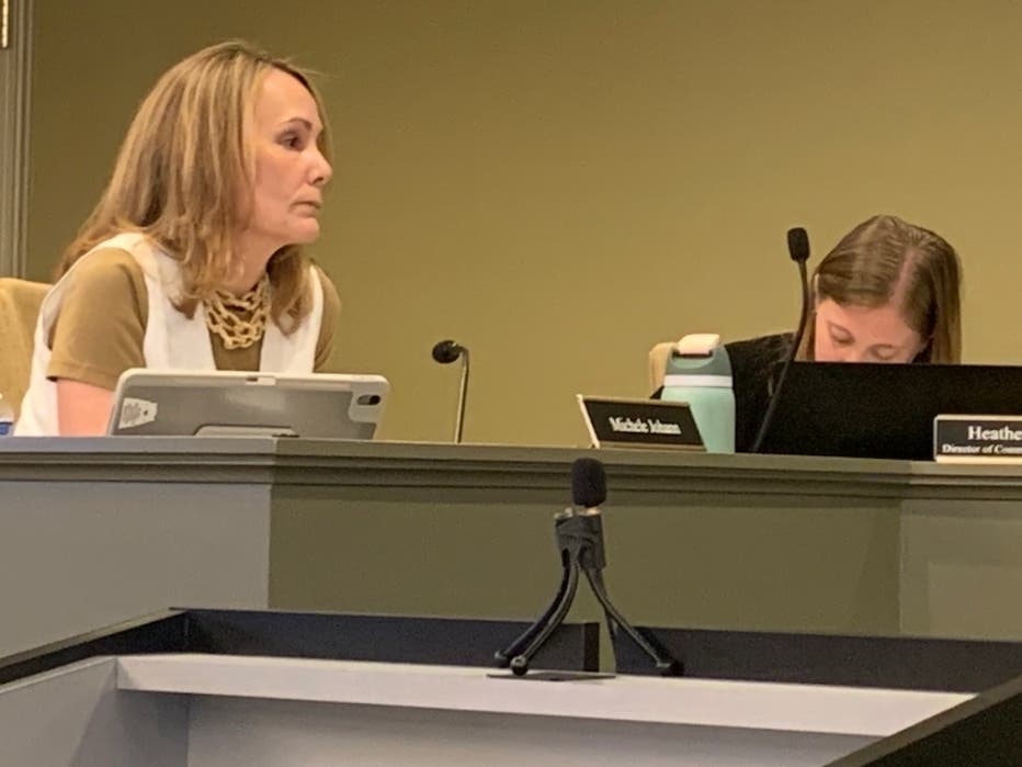 Western Springs Officials Chide High School Over Proposed Construction