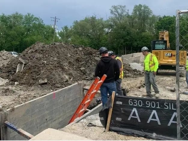 Spring Road Getting Chicago Chain Restaurant: City