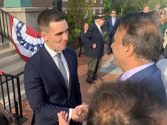 Hinsdale Village President Greg Hart greets well-wishers in May 2025 before he is sworn in as Hinsdale's new village president.