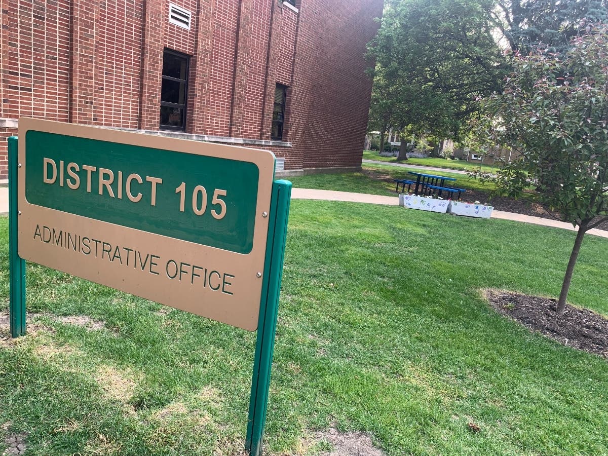 Recently, La Grange School District 105 released what was paid to administrators and teachers in the 2025-26 school year. 