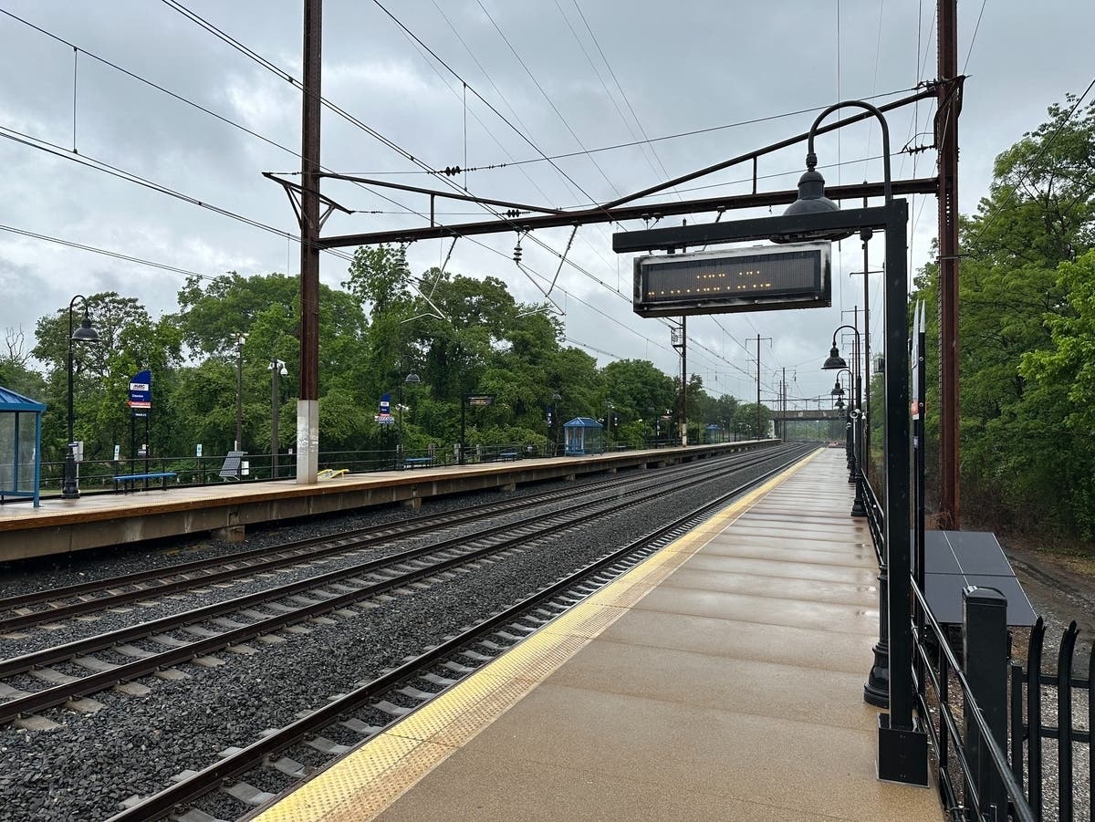 A service boost plan would come with key North Bay route changes involving a SMART trains for Novato to Santa Rosa riders. 