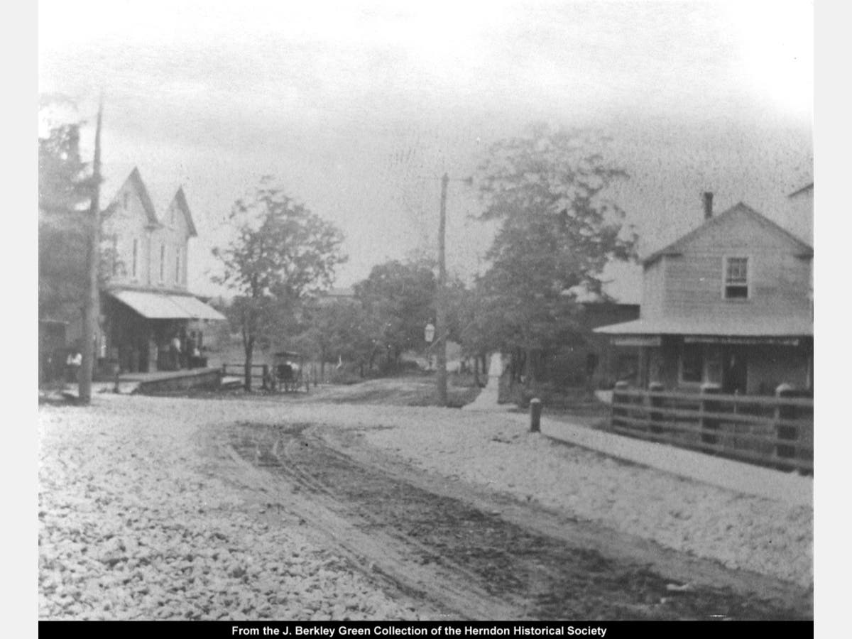 Elden Street near Station Street, looking west.