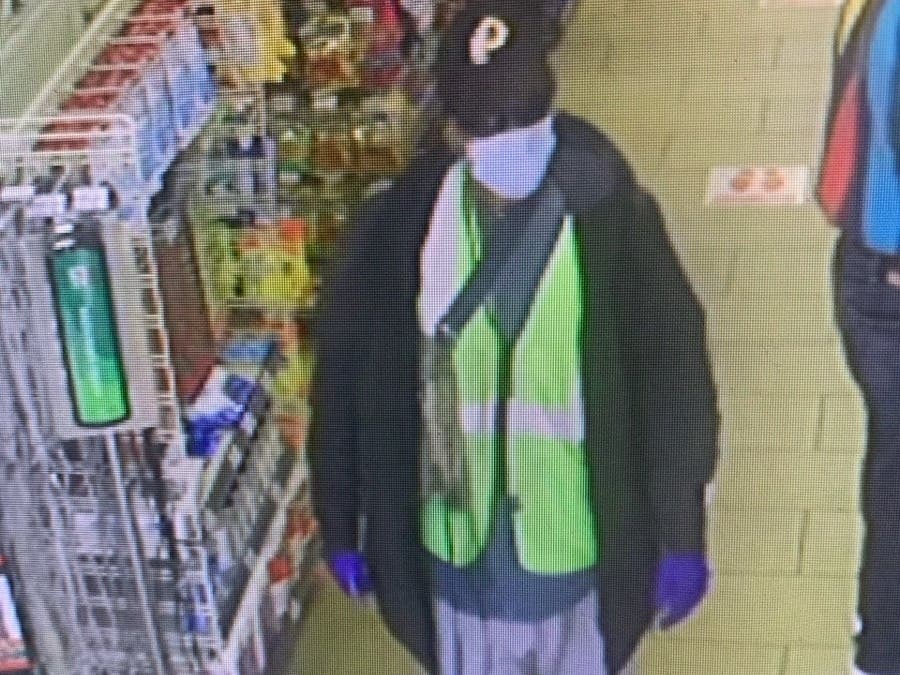 https://patch.com/img/cdn20/users/23738464/20201023/040841/styles/patch_image/public/102320-arlington-robbery01-moc___23155921314.jpg