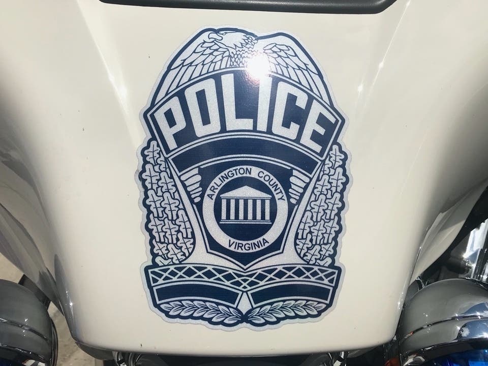 Arlington County Police arrested a Springfield man on a weapons charge during a Tuesday night traffic stop.