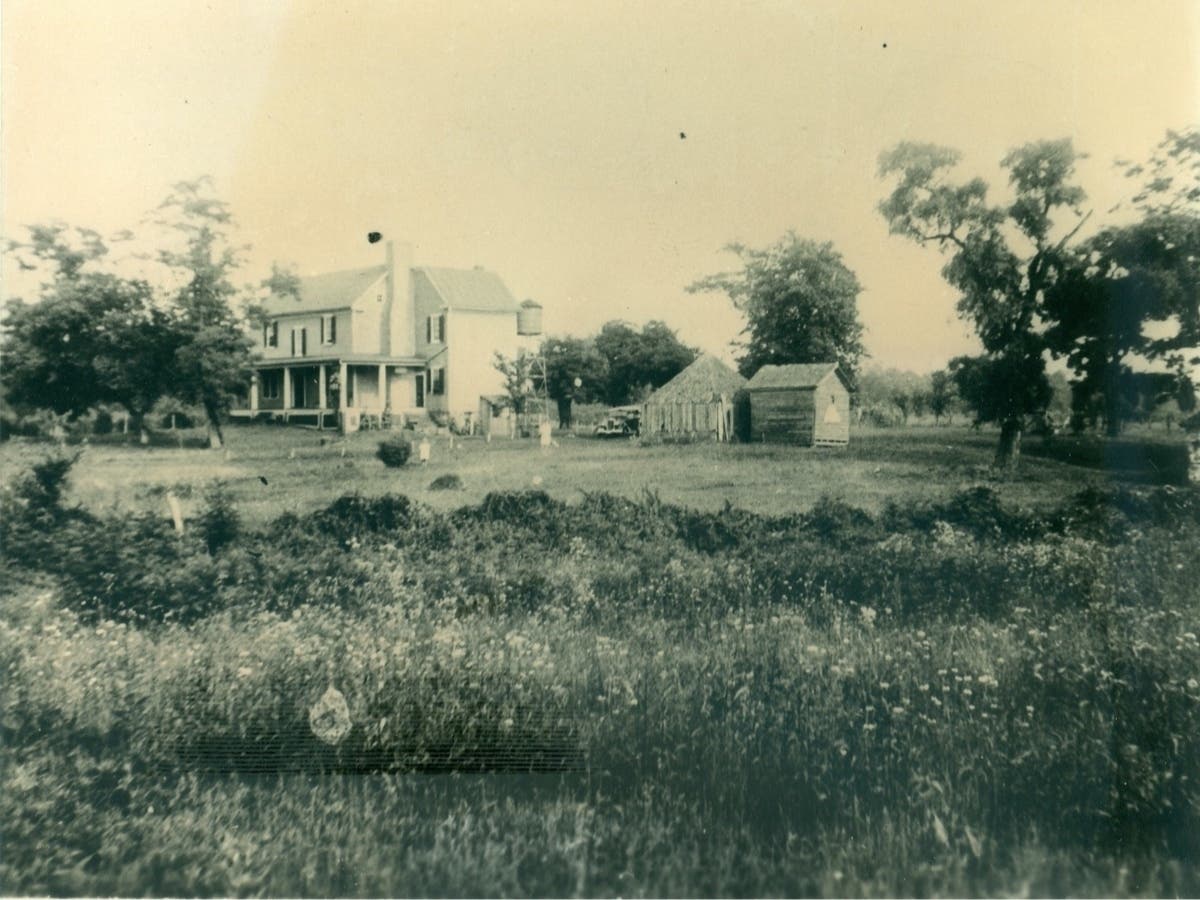 Carper and Cox house:  Carper’s house sold to Cox, circa 1920s.