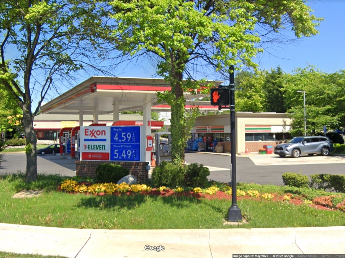 Man Denied Sale Of Alcohol Takes Bottle From Fairfax Exxon Police
