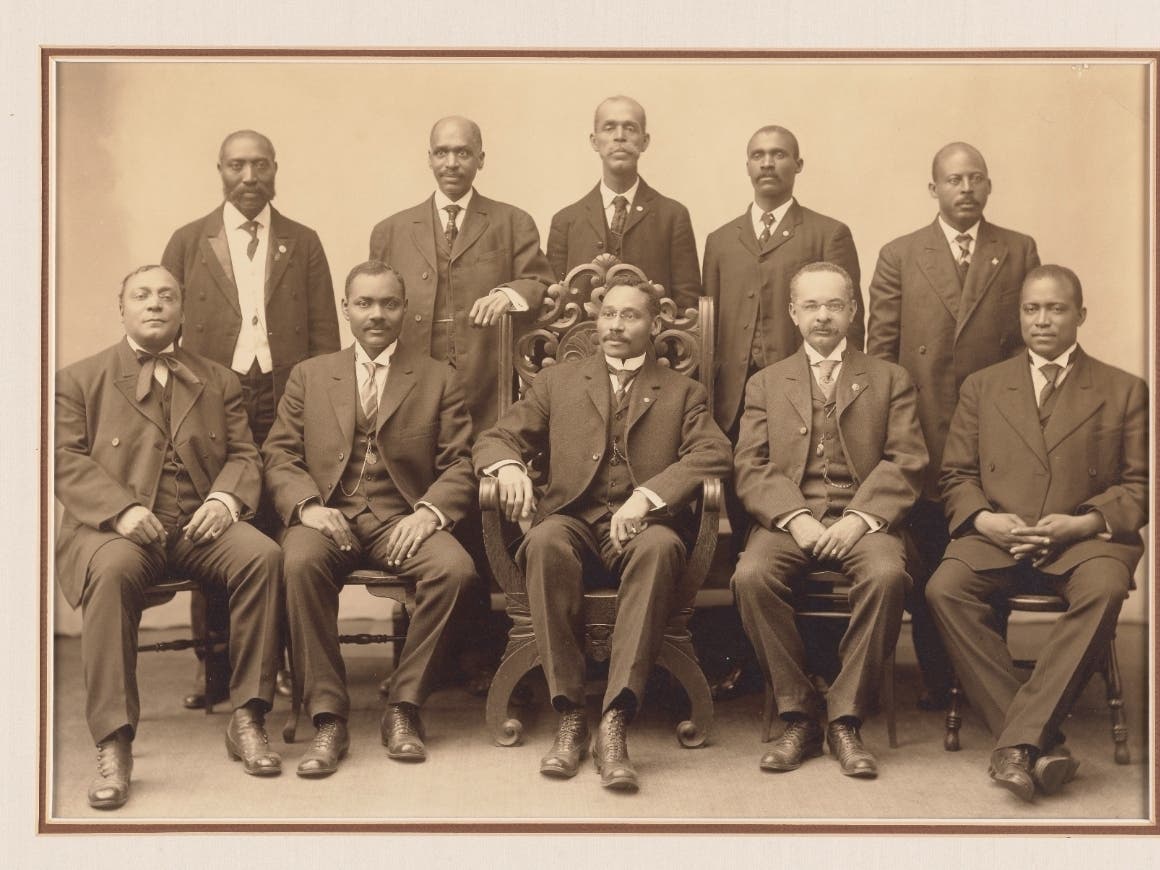 Some National Odd Fellow officers in 1908. Herndon’s A.T. Shirley is located in the back row, second from the right.