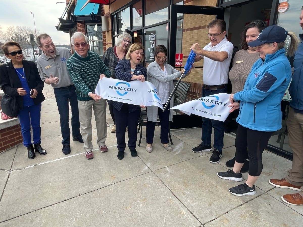 Fairfax City elected officials and business leaders joined owner Kawal Kapoor and his family in cutting the ribbon on A Deli Italian Food & Wine, which specializes in serving authentic Italian sandwiches, desserts and wines.