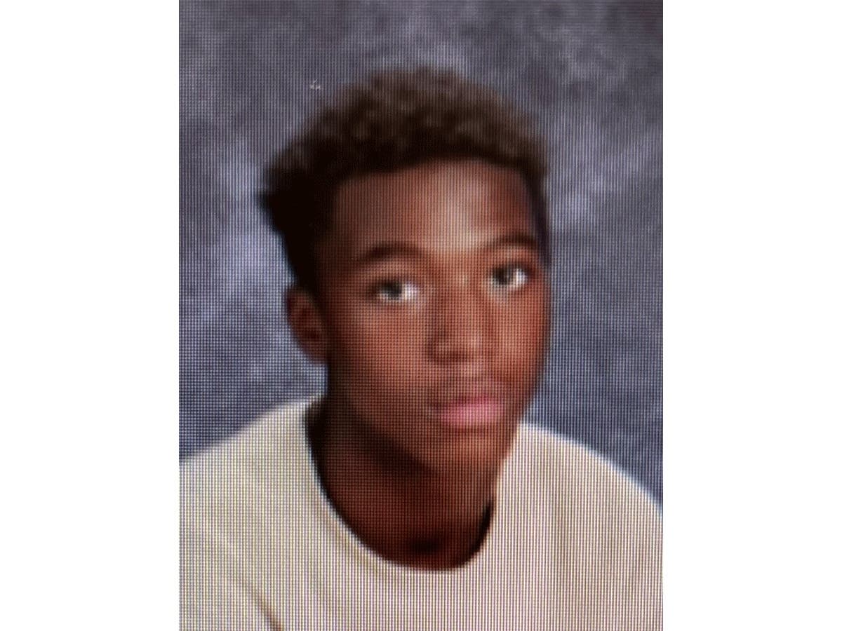 Montgomery County Police are asking the public's help in locating 15-year-old Nasean Dion Waters​ of Rockville.