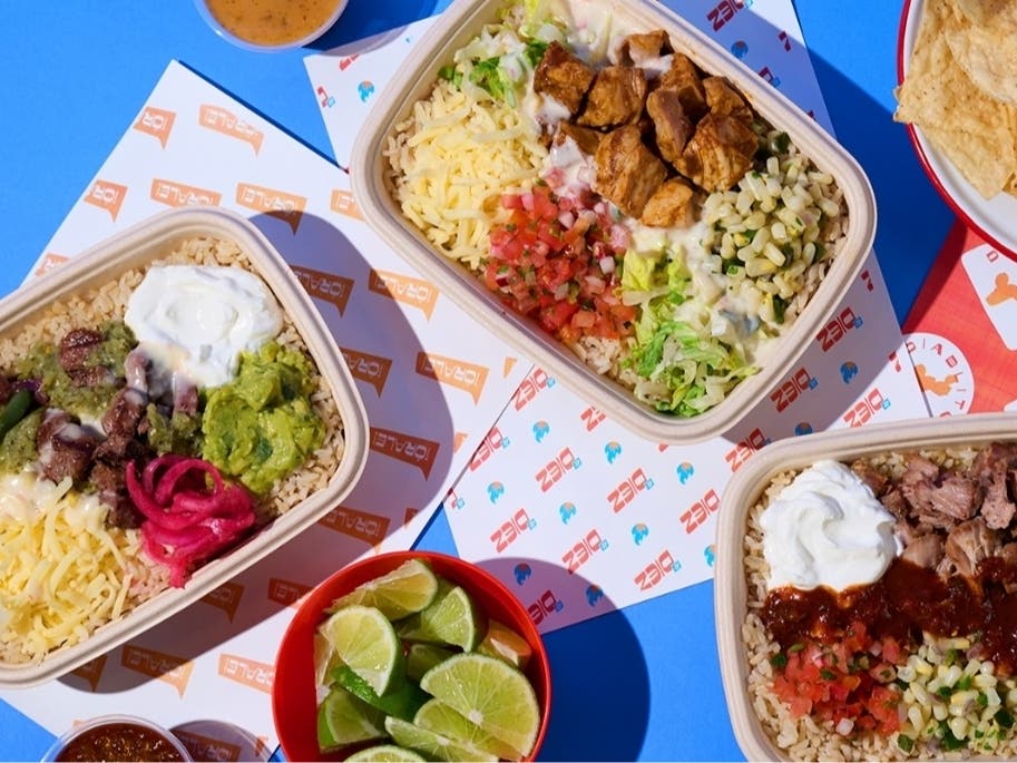 Pop Salad and El Diez Mexican Bowls brings full-sized salads with sauces and rice bowls to Wonder in Rosslyn.
