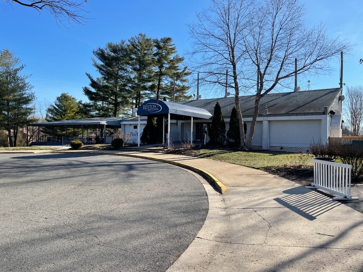 Developers claim 60-year-old zoning rights allow 288 new homes in Reston, bypassing current golf course protections and county opposition.