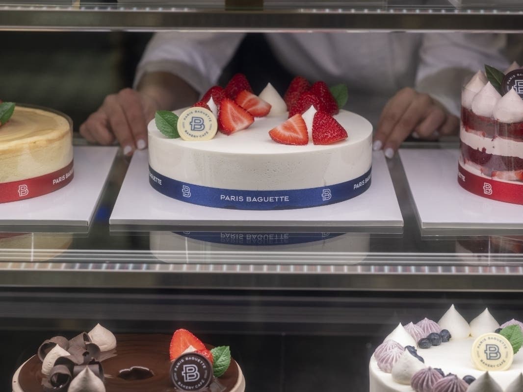 Paris Baguette has opened a new bakery café on Carl D. Silver Parkway in Fredericksburg on June 30 and held a grand opening celebration on Saturday.