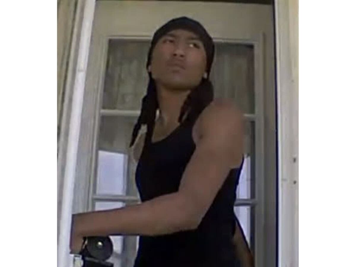 Fredericksburg police are asking for help locating 18-year-old Dominic Isaiah Poole, who was last seen Tuesday afternoon.