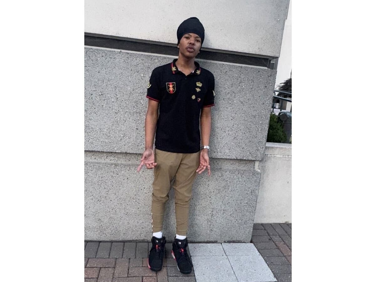 Arlington County police are seeking help locating 13-year-old Hezeki Calvin Nahsir Thompson, who was last seen in the 4300 block of Arlington Boulevard.