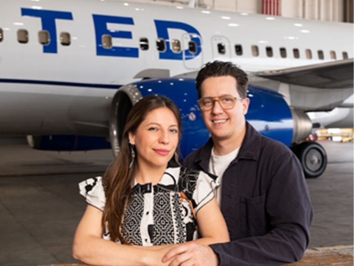 Local chefs Isabel Coss and Matt Conroy have created new seasonal meals for United Polaris passengers on long-haul international flights from Dulles.