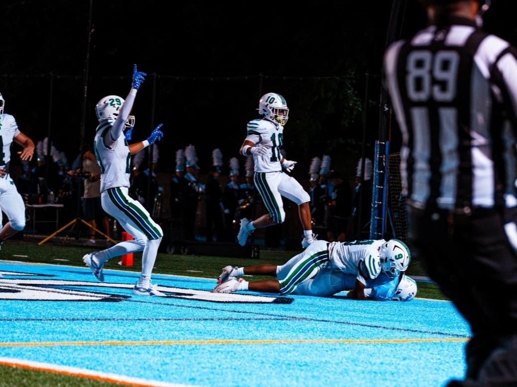 South Lakes got a safety against Yorktown as part of its 37-point second quarter Friday night.