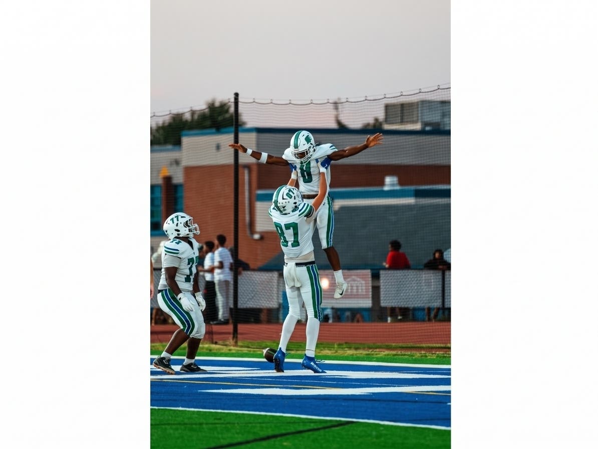 South Lakes Improves To 4-0 With 28-6 Win Over West Potomac