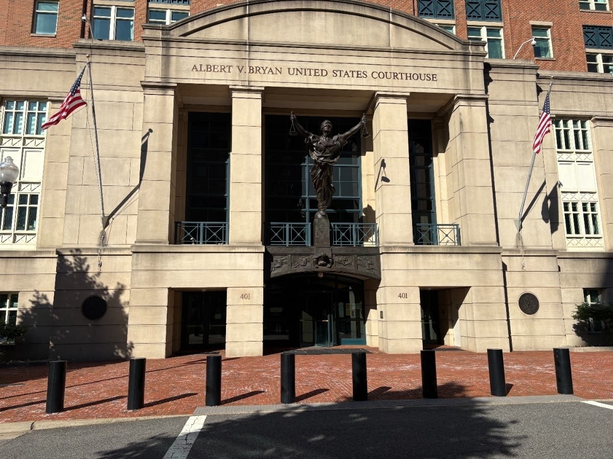 An Annandale man accused of helping run an online child exploitation network faces a federal plea hearing Wednesday.