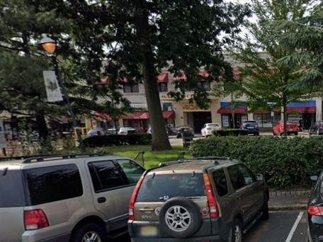 Ricarlton Square, Maplewood